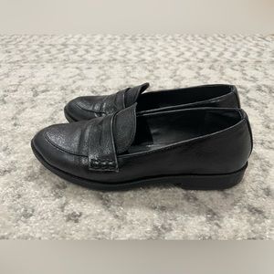 Steve Madden Loafers!